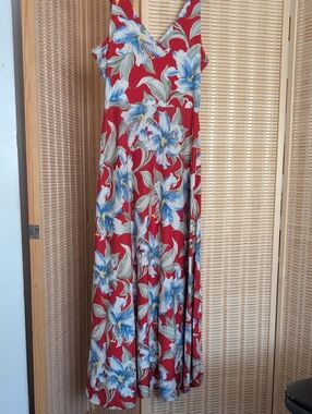 Chaps Floral V-Neck Maxi Dress in Red with Blue Bloom